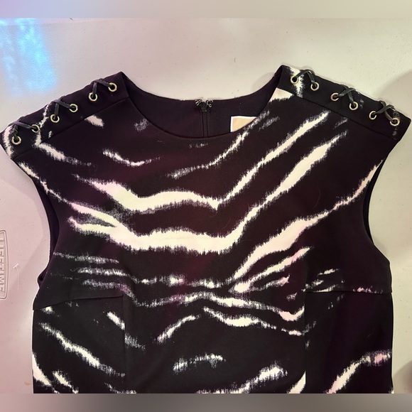 Michael Kors size small zebra print sheath dress - Picture 6 of 10